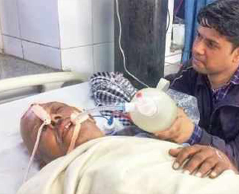 Delhi hospitals low on life support